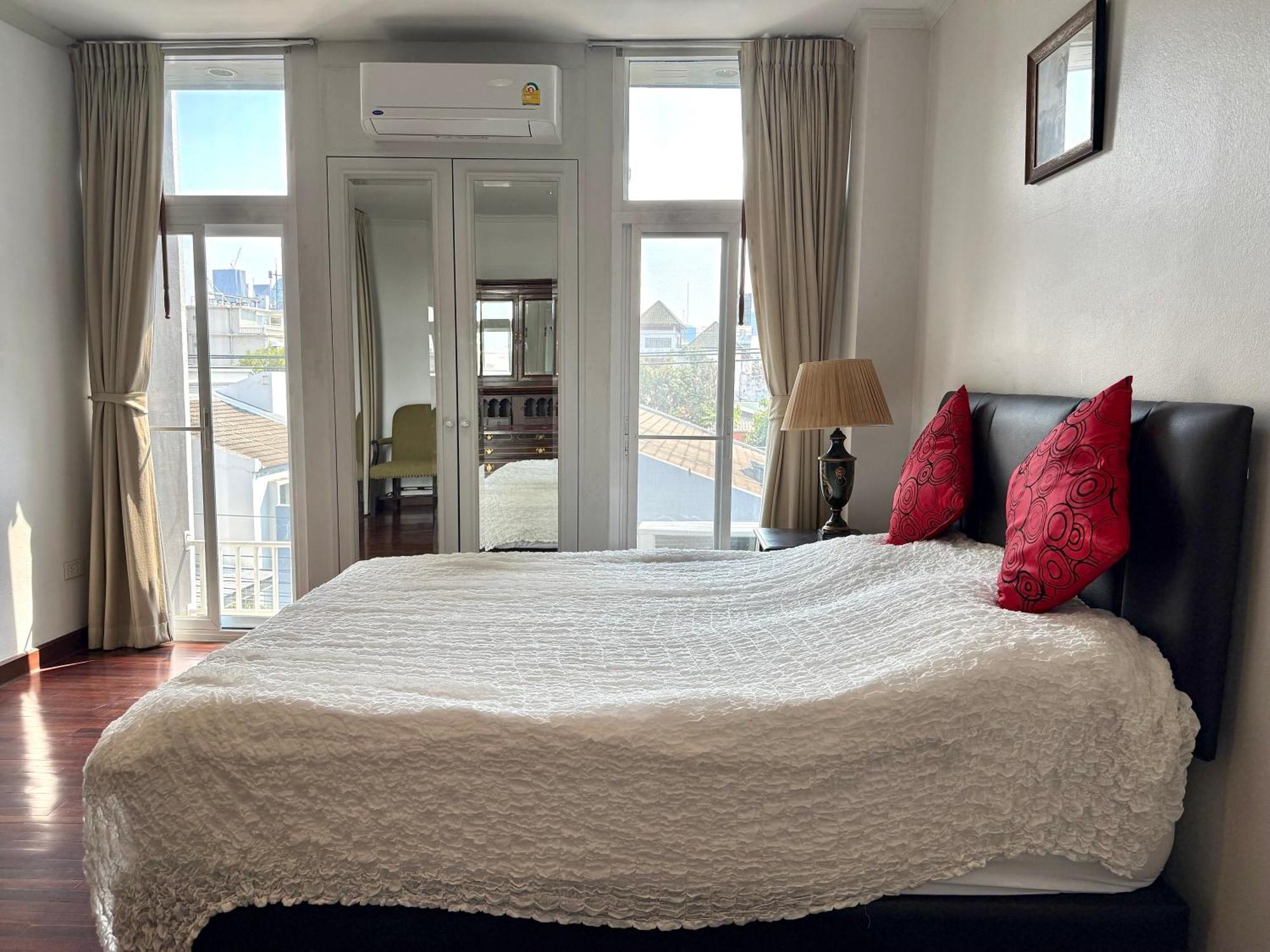 Samsen Suites Spacious 2Br Contemporary Thai Style Μπανγκόκ Εξωτερικό φωτογραφία