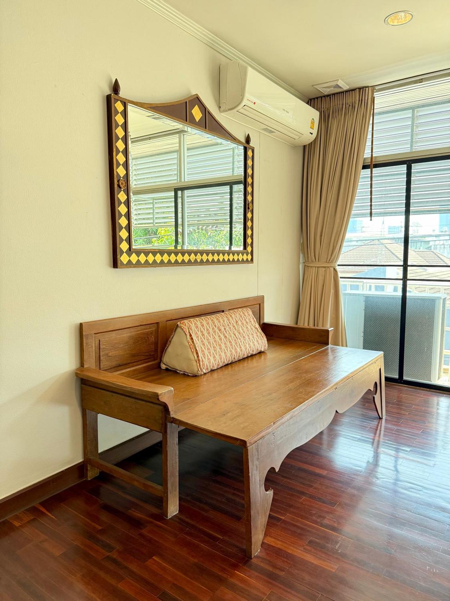 Samsen Suites Spacious 2Br Contemporary Thai Style Μπανγκόκ Εξωτερικό φωτογραφία