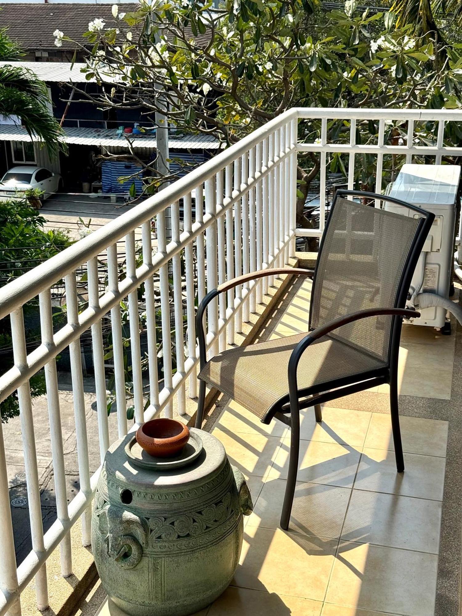 Samsen Suites Spacious 2Br Contemporary Thai Style Μπανγκόκ Εξωτερικό φωτογραφία
